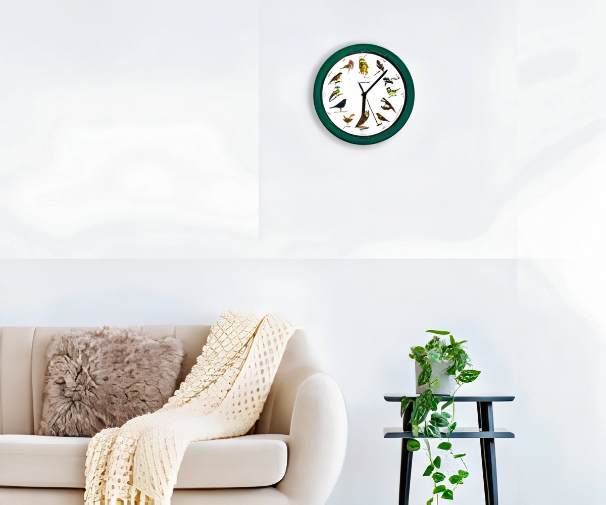 Birdsong Clock a 975 CZK packshot