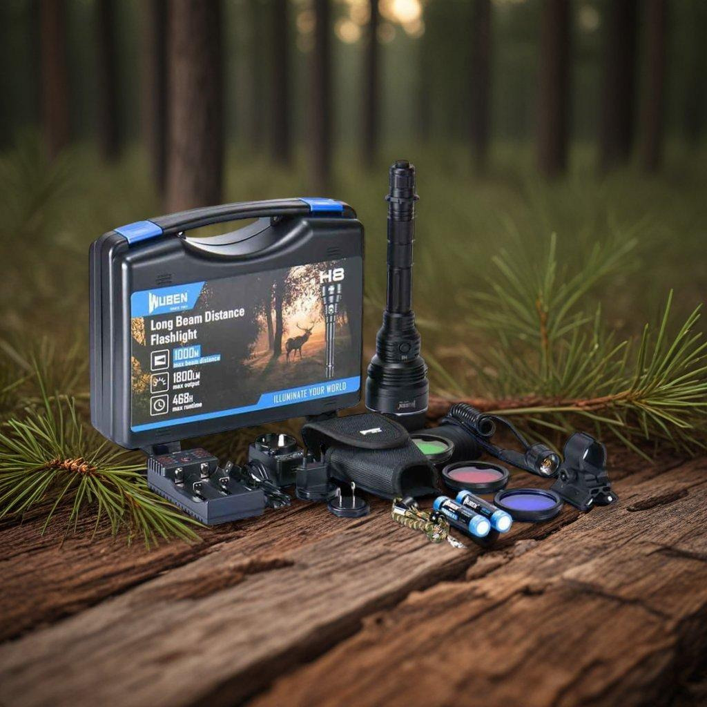 TACTICAL LED FLASHLIGHT packshot